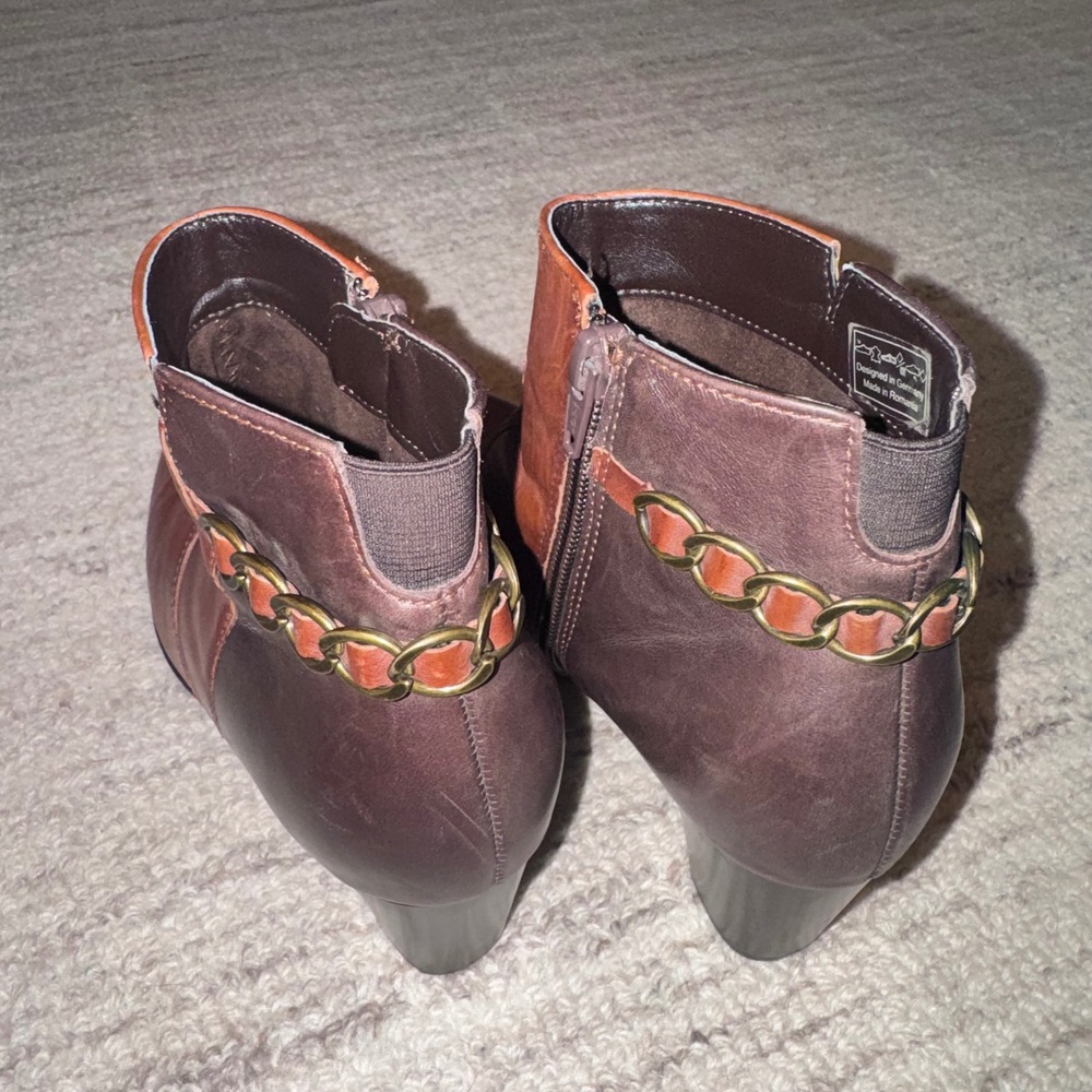 Luftpolster Two Tone Leather Bootie Gold Chain Side Zip6.5 EUR 37 - Picture 3 of 7